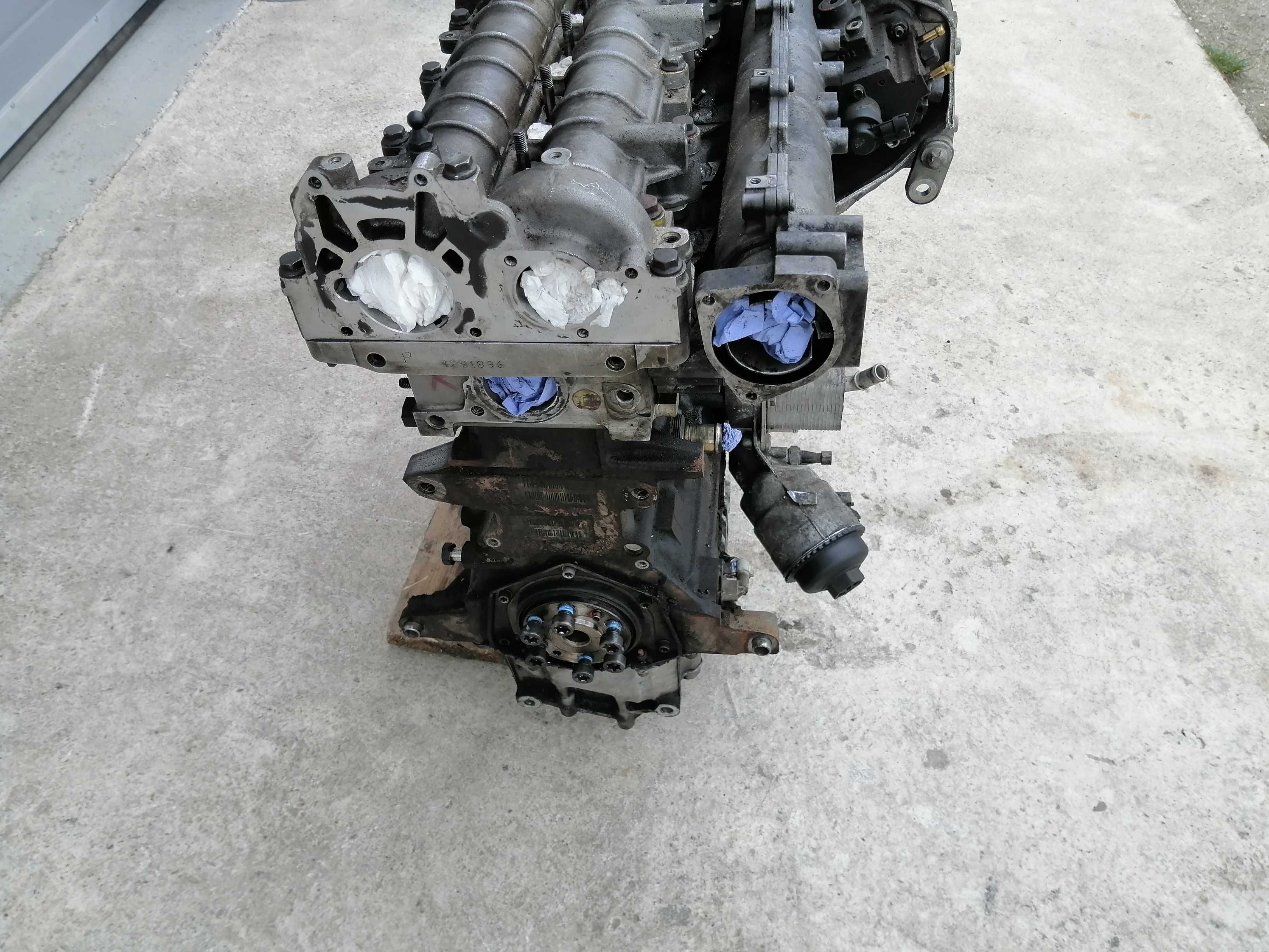 Motor complet cu distributie si pompa injectie Opel Astra H 150 CP