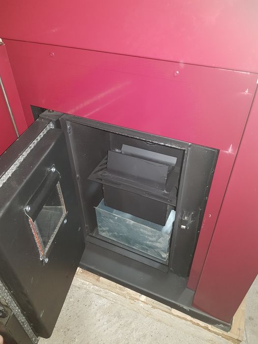 Centrală  termică cu Peletii 32 kw