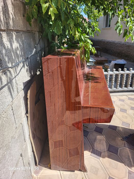 Пионино Petrof  производство Чехия, б/у в хорошем состоянии .