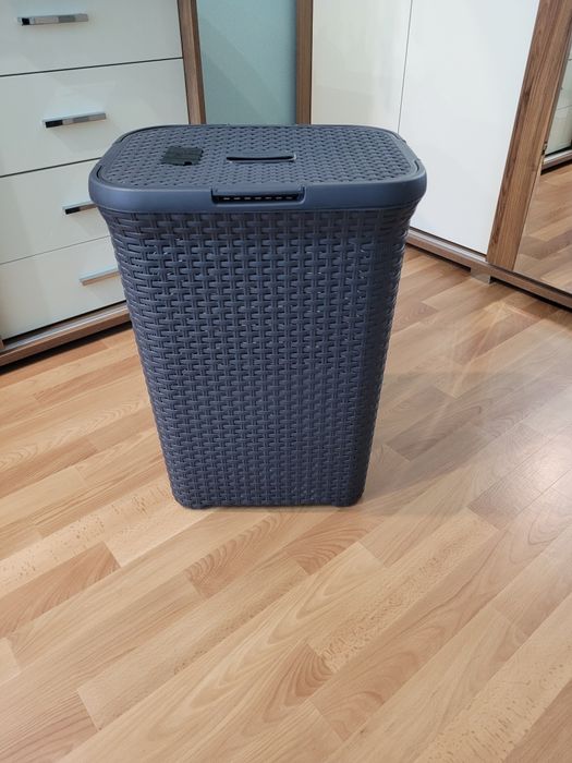 Контейнер  для белья или для  хозяйственых нужд