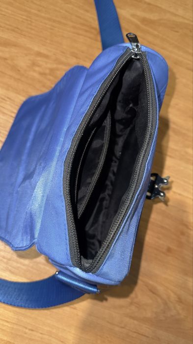 Borseta Trapstar Albastra