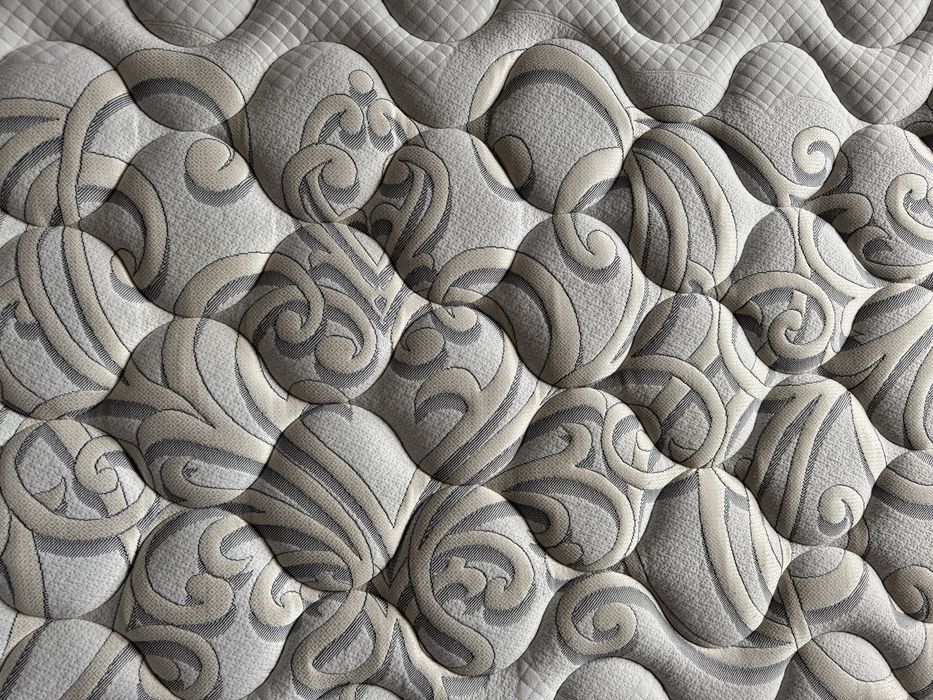 Saltea Luxurio 140x200