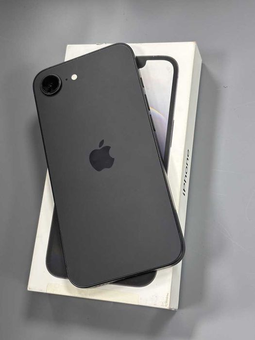 Apple iPhone 16e;256 Gb;(Усть-Каменогорск 04) лот:778561