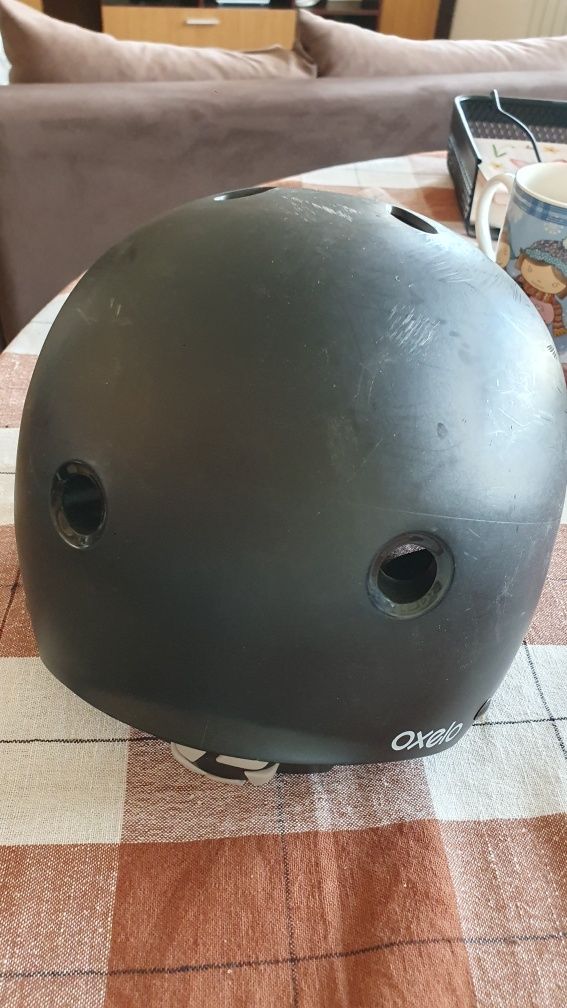 Каска от Декатлон Oxelo