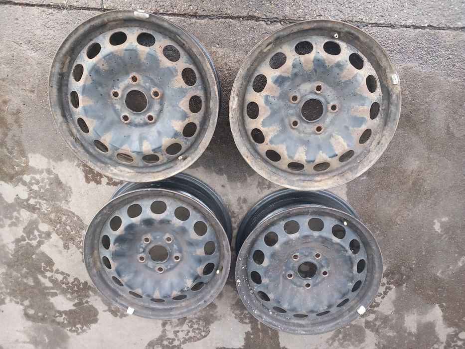 Jante VW tabla cu capace originale 16" 5X112