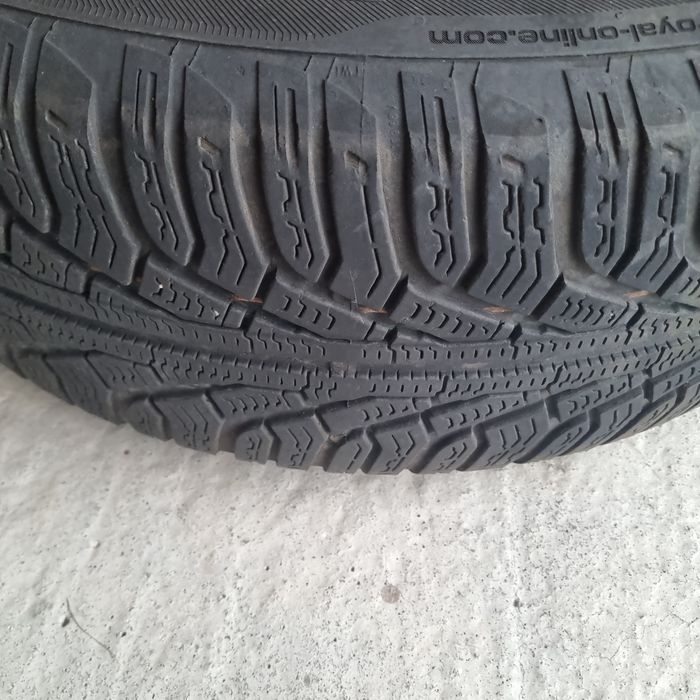 Vând jante aliaj Duster 215/65/16 echipate de iarna