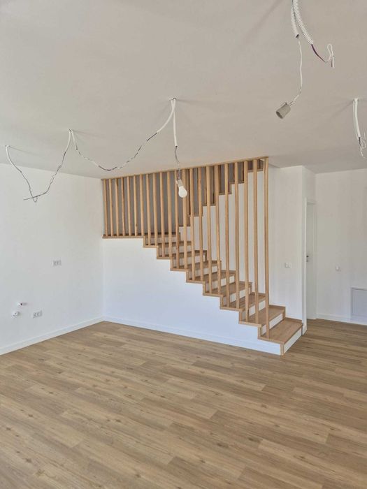 Casa P+1+M, Duplex, Cartier Privat ,Otopeni ,  1 Mai