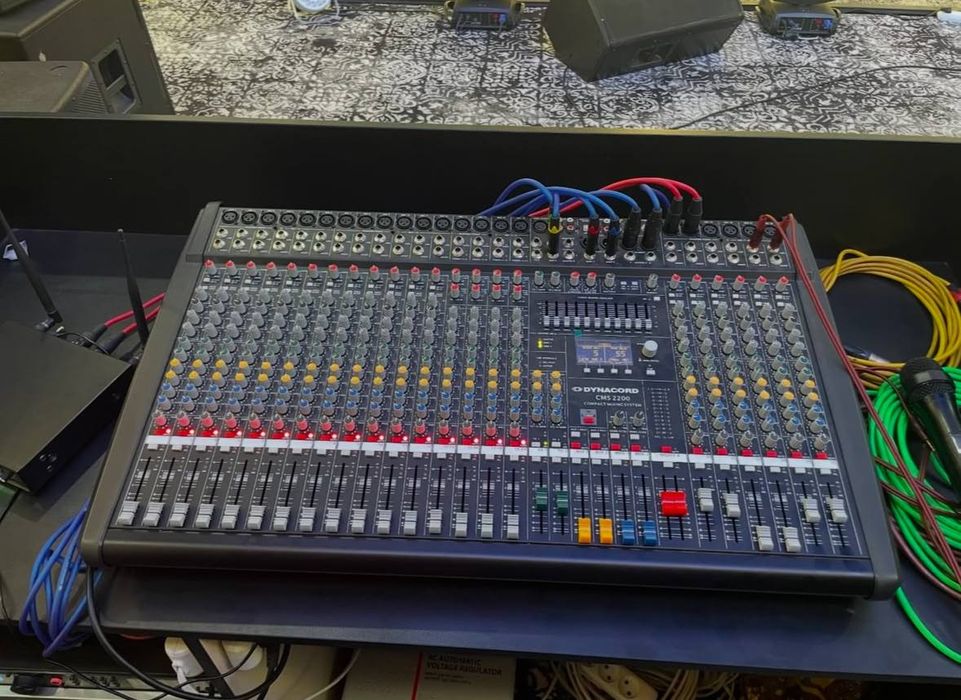 Продаются колонки в комплекте