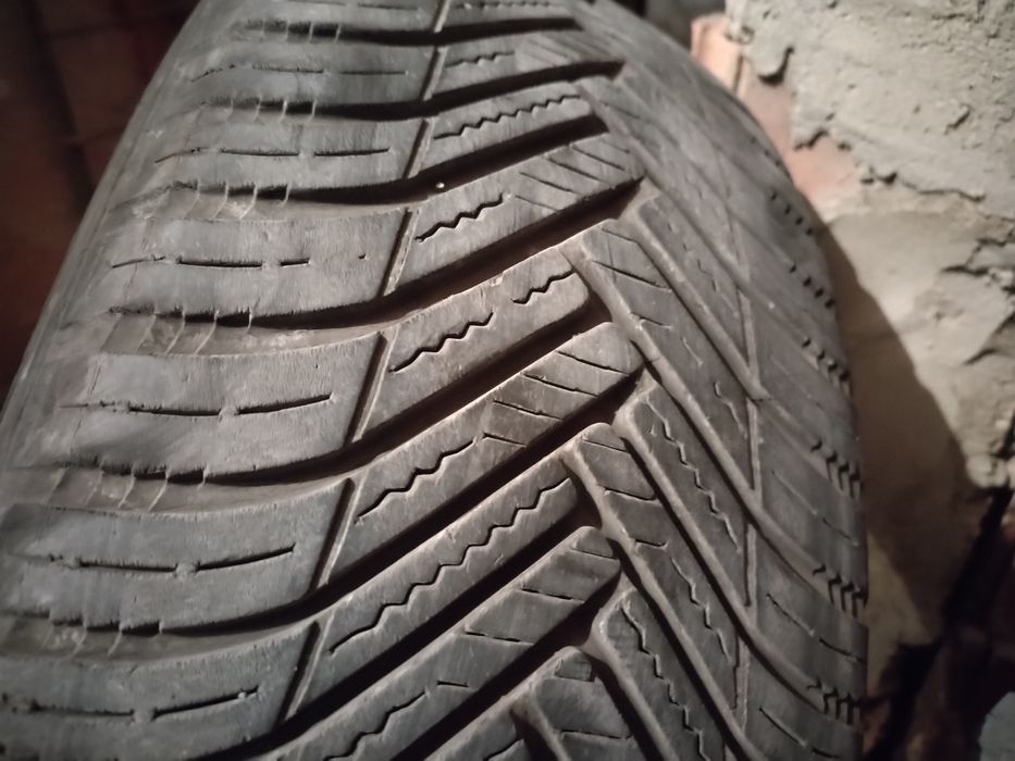 Всесезонни гуми Hankook kinergy 215/60/17