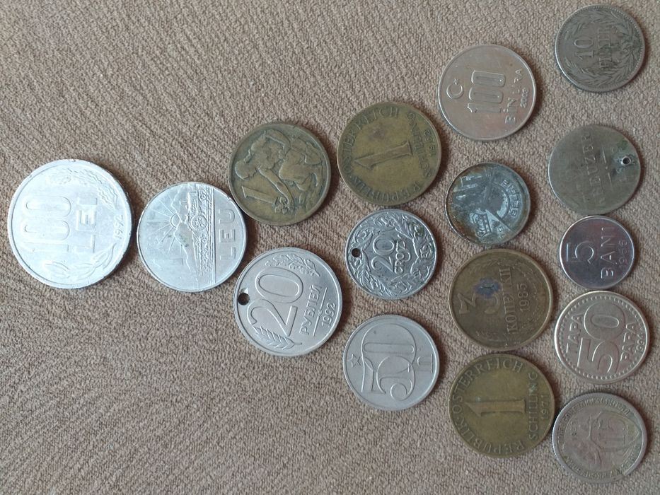 Различни чуждестранни монети