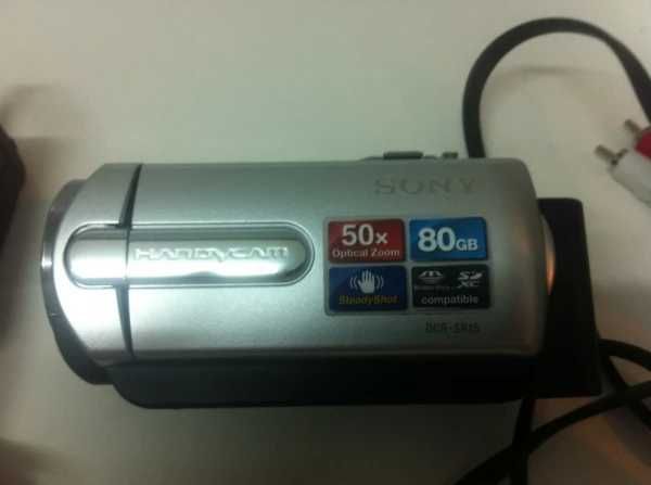 Camera video Sony DCR-SR15E de 80 gb ,