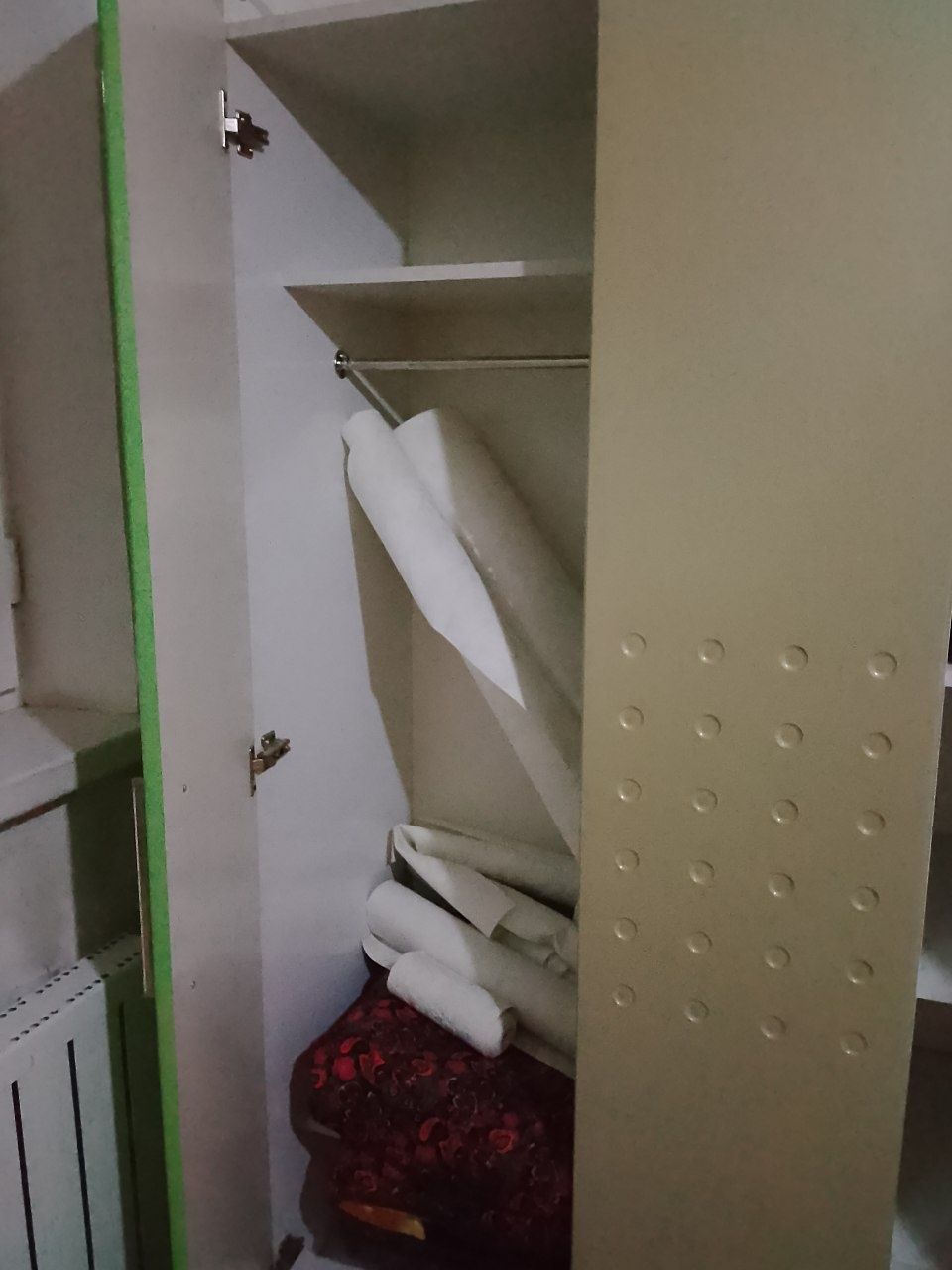 Комплект шкаф дарс киладиган стол ва кровать