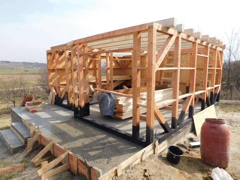 Acoperisuri de A la Z si reparatii de Urgenta