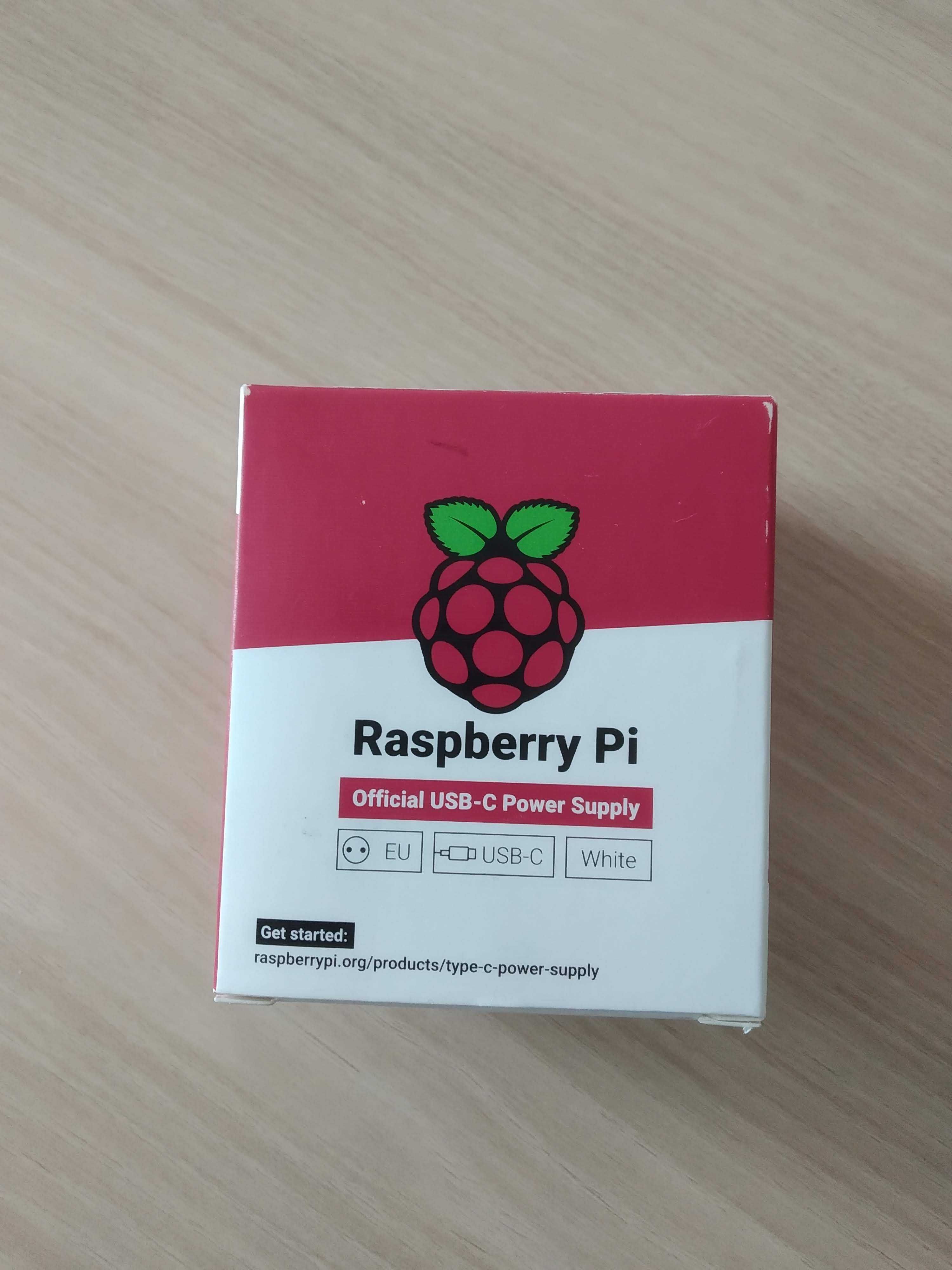 Oригинално захранване за Raspberry Pi 4