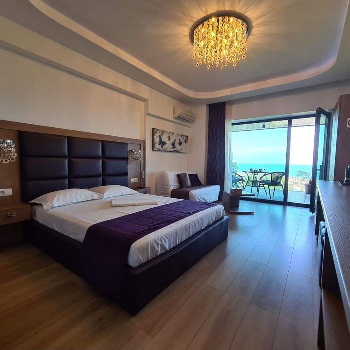 Garsoniera Mamaia, frontal la mare