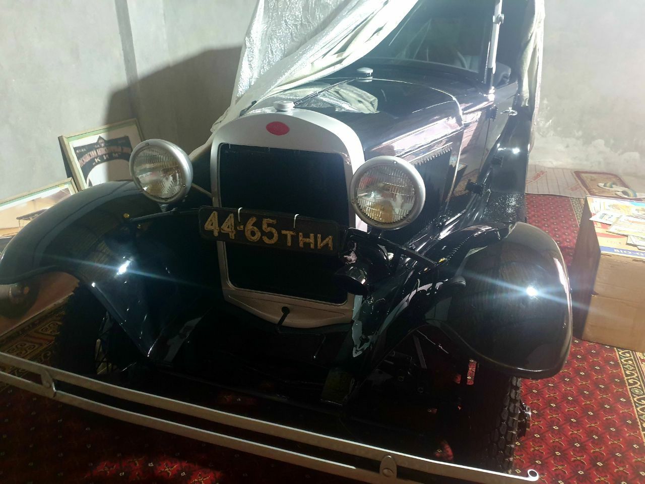 Первий ЛУХКАВООЙ советский автомобиль ГАЗ А 1935 год.