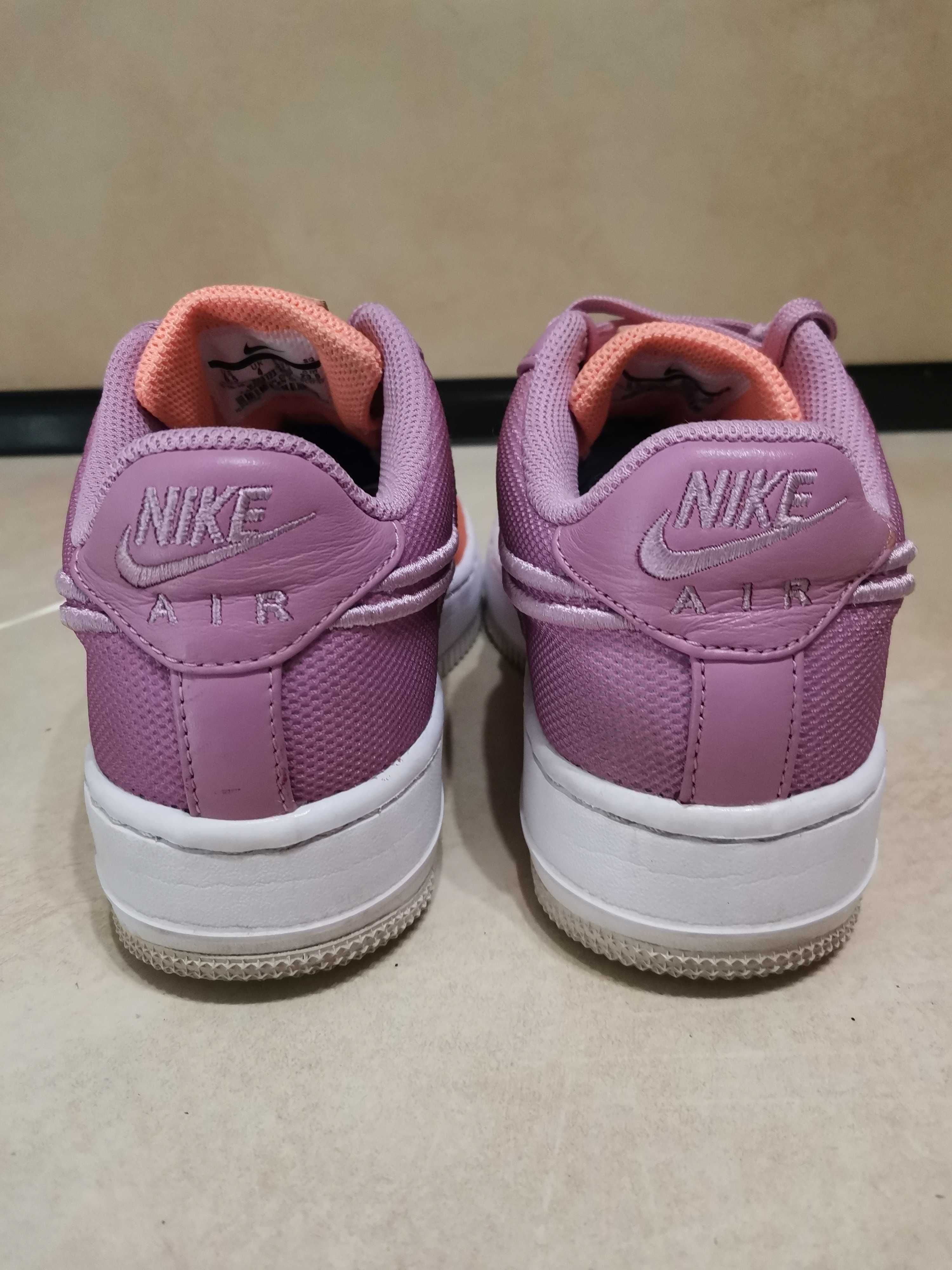 NIKE W Air Force 1 Low UPSTEP Br.