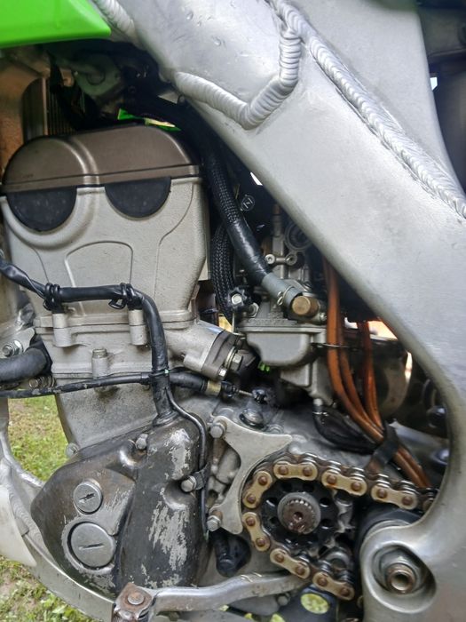 Vând cross kawasaki kx250f 2009-2010 4t