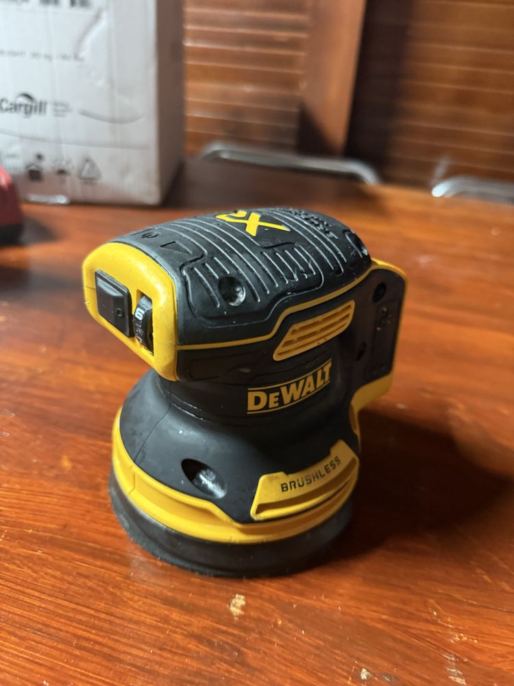 Slefuitor dewalt