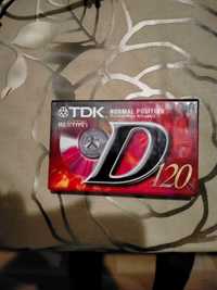 Кассета для магнитофона TDK 120 минут в упаковке