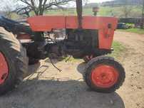 Vând piese tractor u650