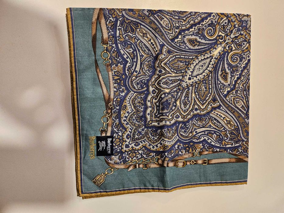 Esarfa Burberry originala