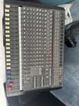 Sistem sunet mixer dynacord 1600 4 sateliti peavey si 2 basi activi