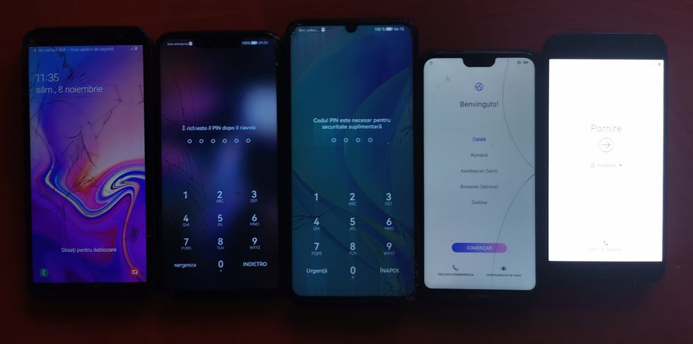 Vând telefoane pentru piese