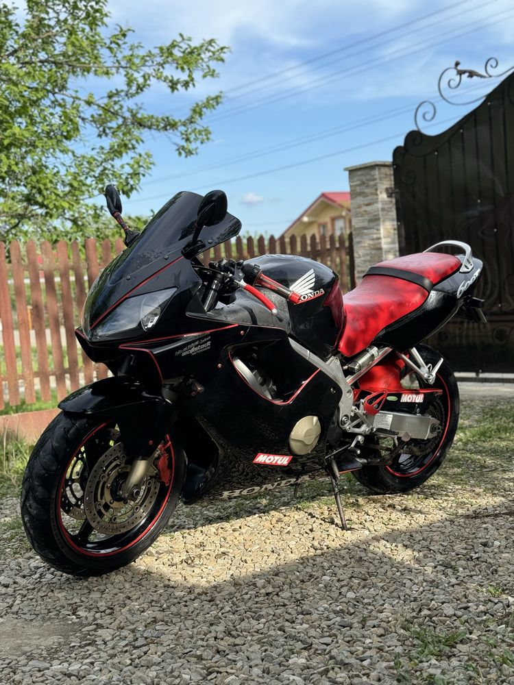 Honda cbr 600 F4