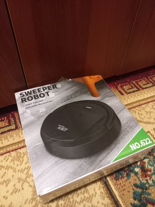 Робот пылесос (новый)