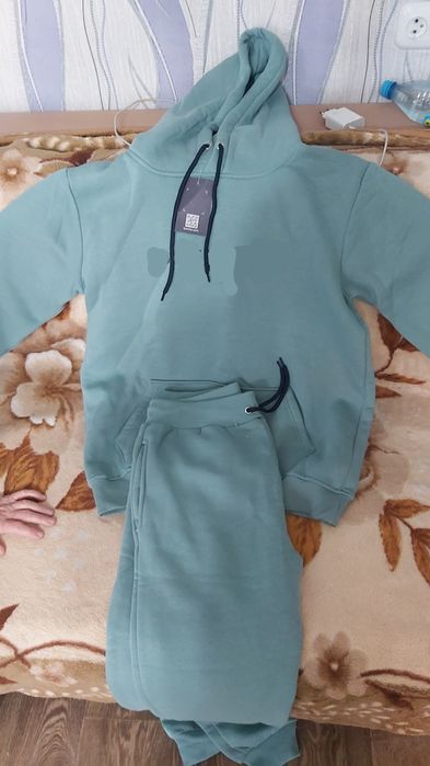 Спортивный костюм 48 размер XL