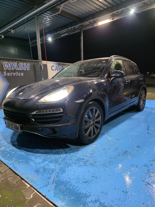 Vând Porsche Cayenne Avariat