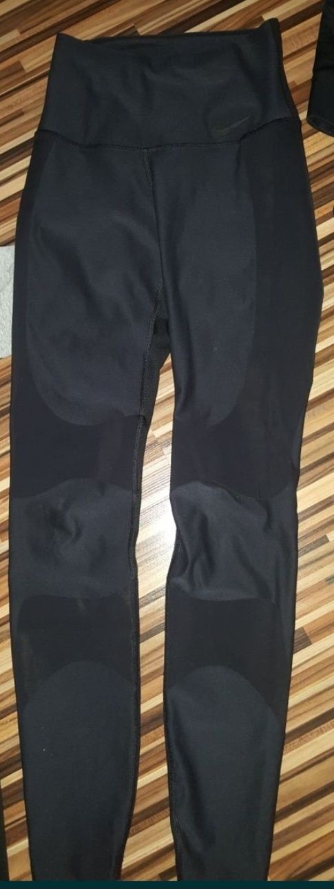 (XS) Nike оригинален клин с висока талия (45лв)
