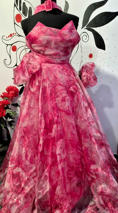 Нова сватбена/парти рокля