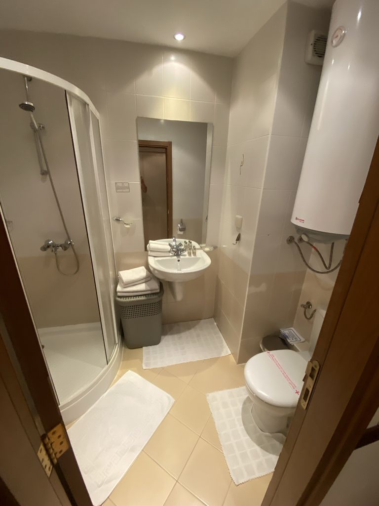 Дава се под наем Едностаен апартамент в Самоков - 37 кв.м за 33.15 € - Снимка #4