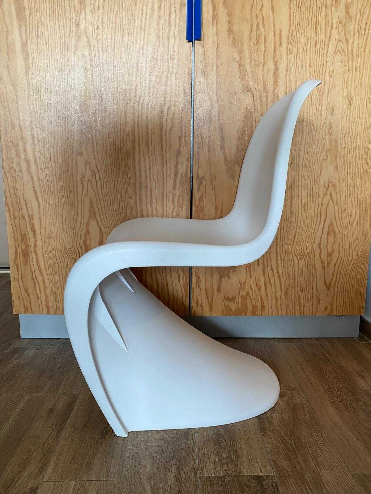 Set 4 scaune design stil Panton