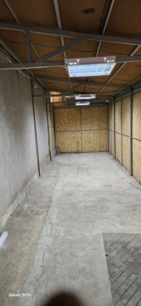 Продава се Промишлена сграда в Добрич, Пинета - 580 кв.м за 259 €/кв.м - Снимка #4