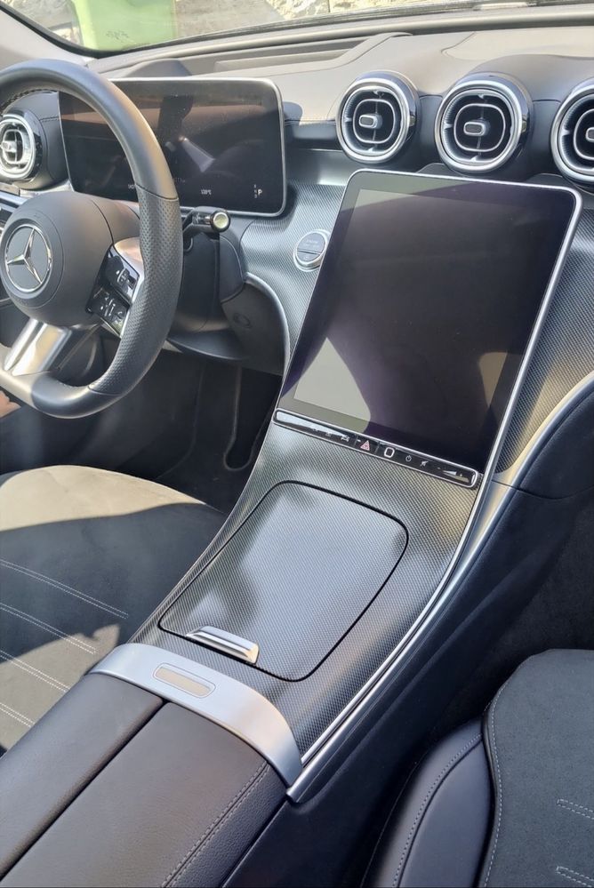 Mercedes w206  конзола