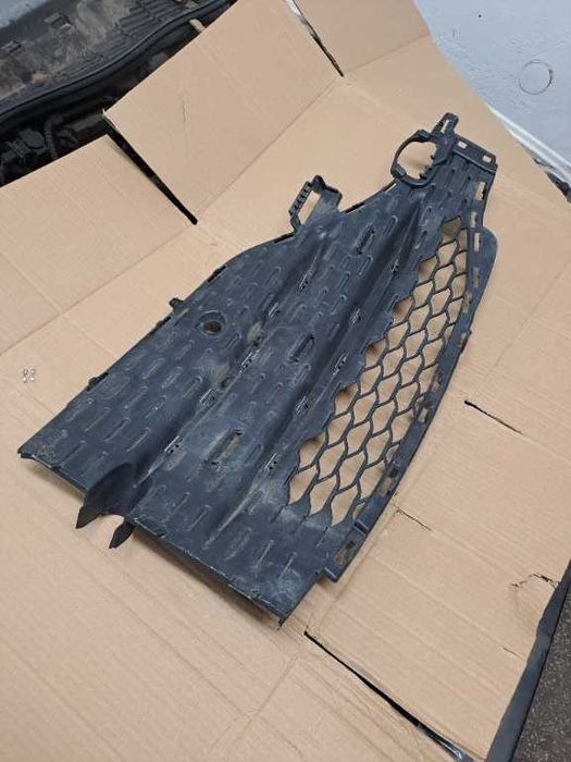 Grila dreapta originala Mercedes GLE W167 AMG 2020-2024 codA1678857503