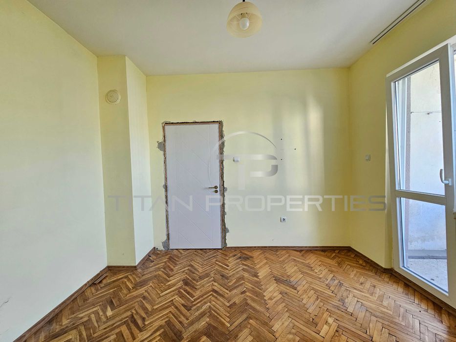 Продава се Тристаен апартамент в Пловдив, Южен - 86 кв.м за 1431 €/кв.м - Снимка #4