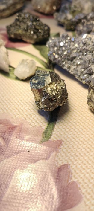 Минерали и Кристали