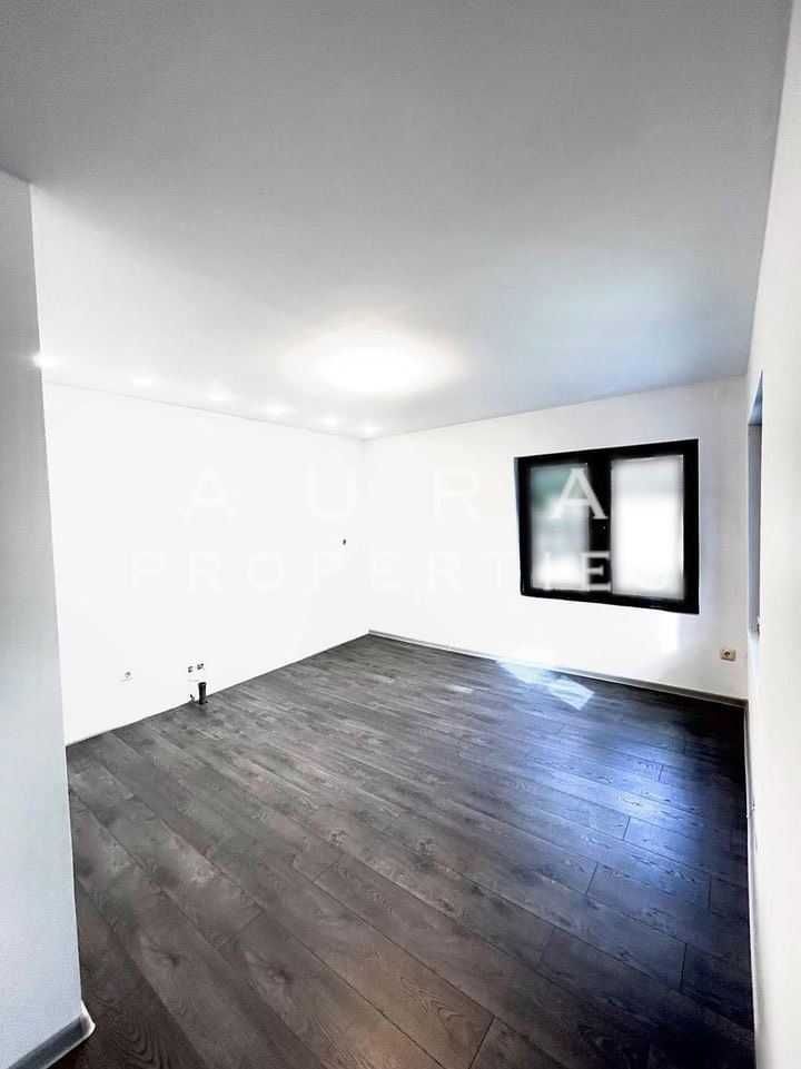 Продава се Къща в Разград, Лудогорие - 302 кв.м за 422 €/кв.м - Снимка #3