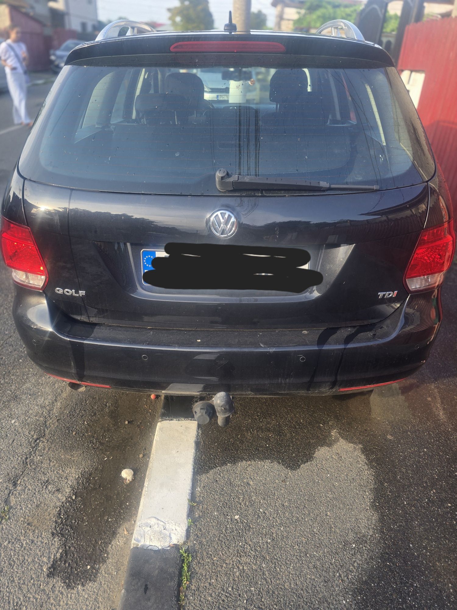Vand Vw golf 6 an fabricație  2012 aer conditionat functionabilndițion