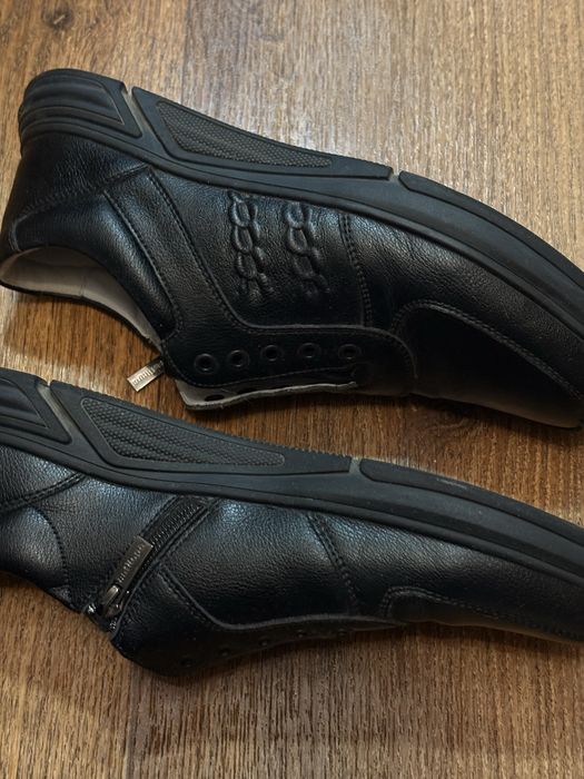 Туфли кроссовки кожанные antilopa