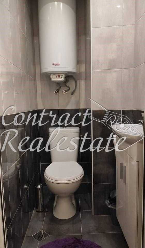 Дава се под наем Четиристаен апартамент в Варна, Център - 100 кв.м за 561 € - Снимка #10