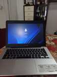 Vand laptop Asus