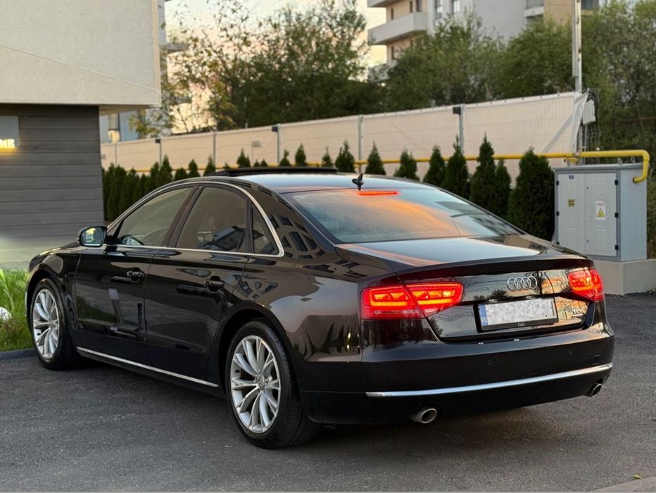 Audi A8 2012 3.0d Matrix / Trapa / Quattro