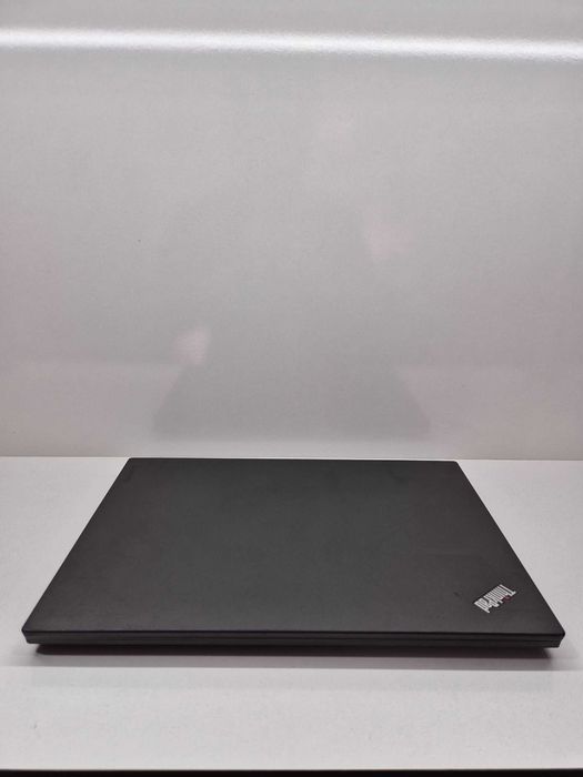 Lenovo Core i5-6200U 8/256 Ekran 14.1 Narxi: 159$