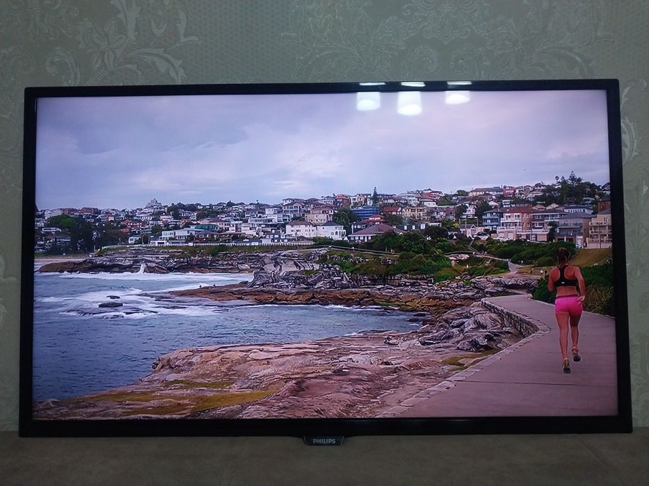 Smart TV LED  Philips c доставкой