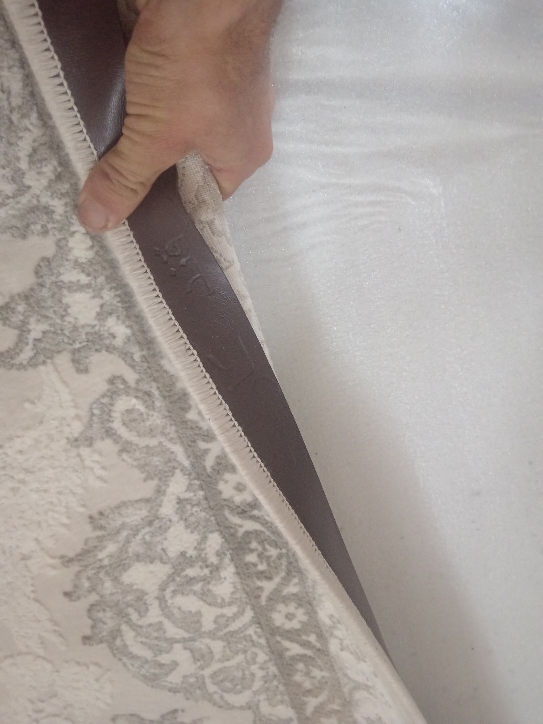 Gilam akril 100% Nomi QUEN Razmer 3.5x8